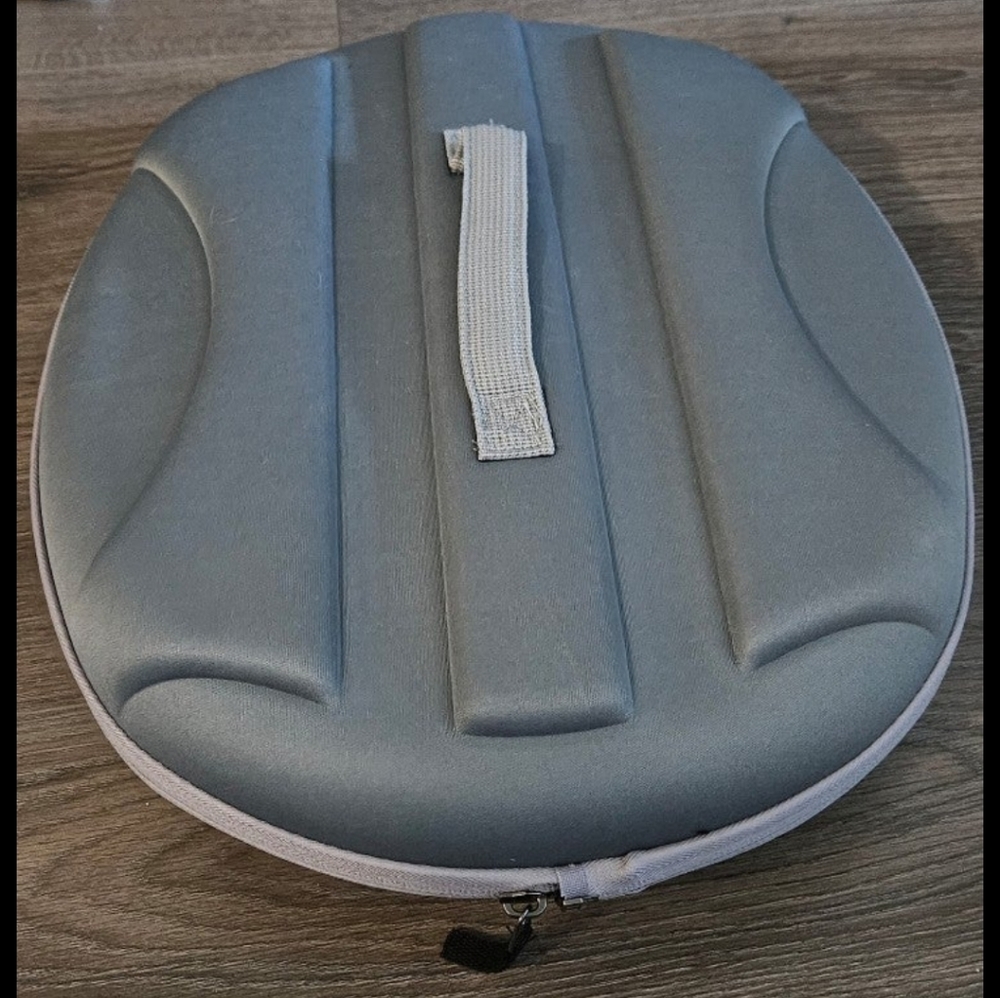 Collapsible Pet Carrier - Gray